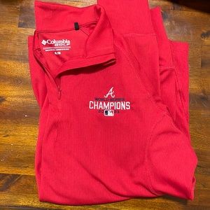 Columbia Golf Atlanta Braves long sleeve